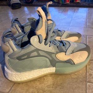 Adidas Zone Boost Pusha T “King Push”